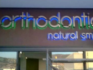 anuncios luminosos cancun