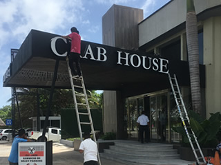 anuncios luminosos cancun