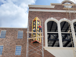 anuncios luminosos cancun